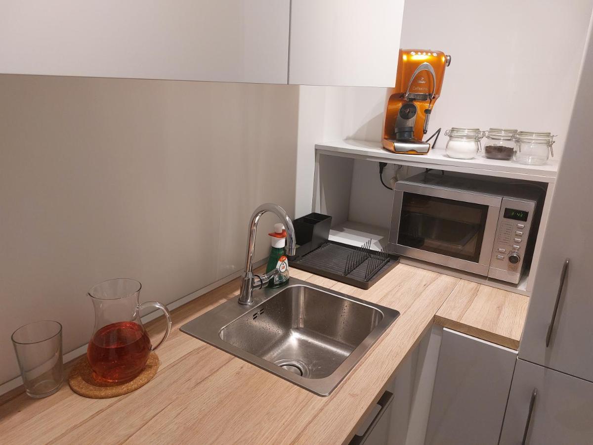 شقة Utulny Apartman S Balkonom براتسيلافا المظهر الخارجي الصورة